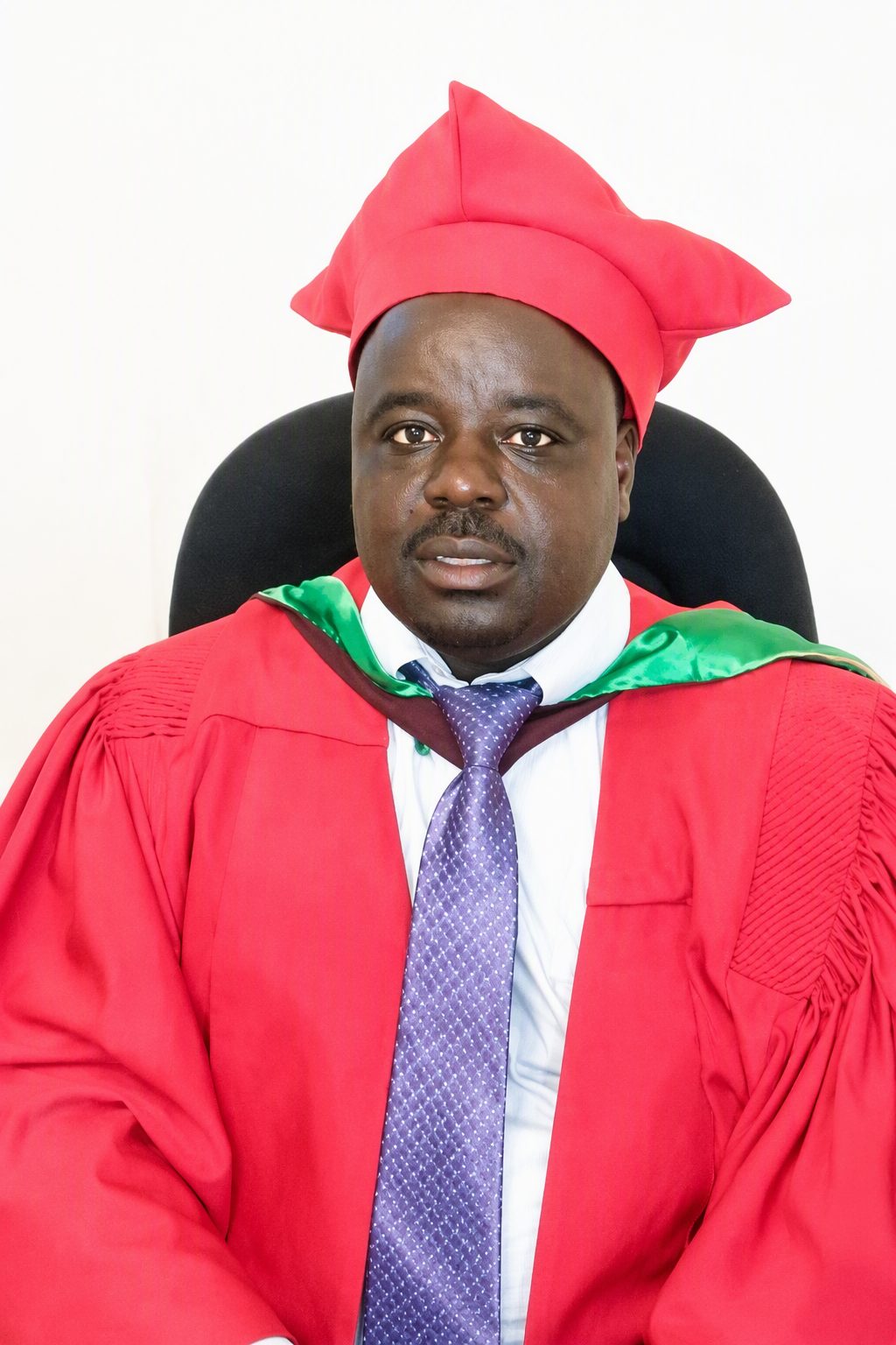Dr T Muziri
